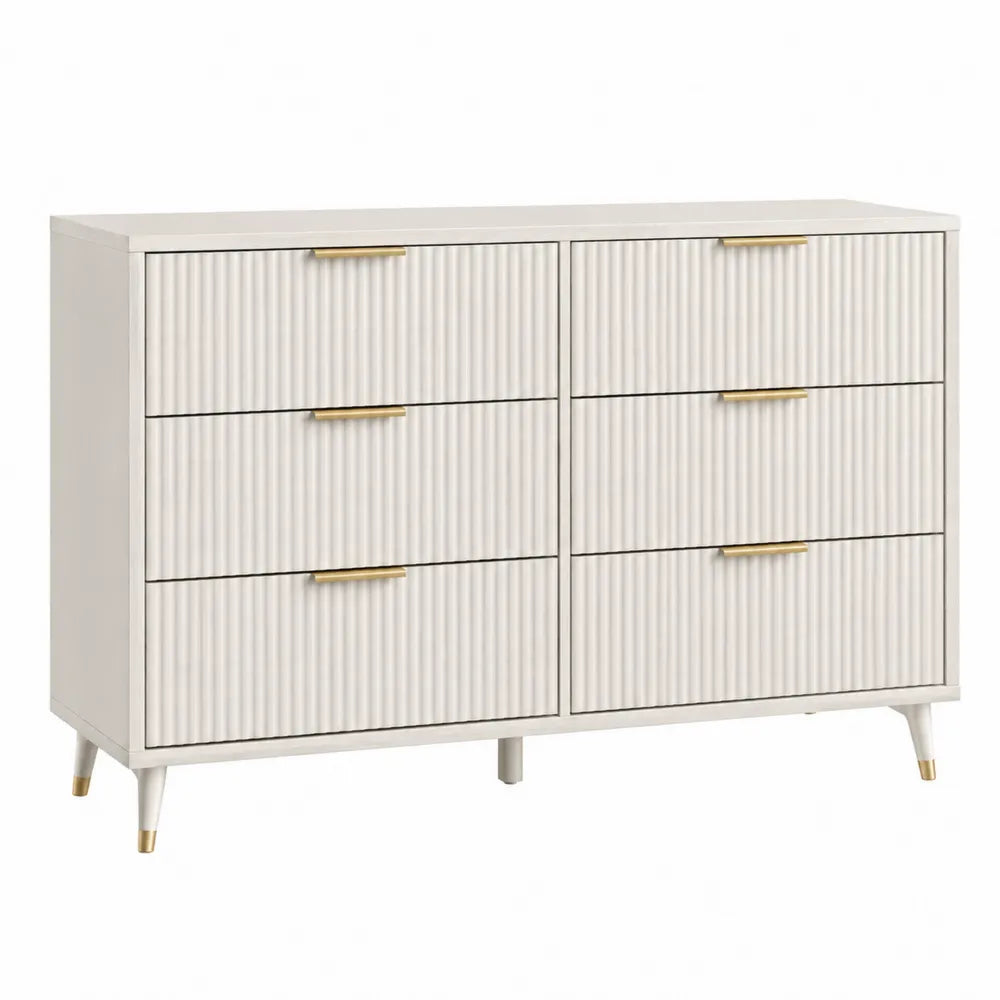 Cajonera de madera blanca con tiradores de metal dorado
